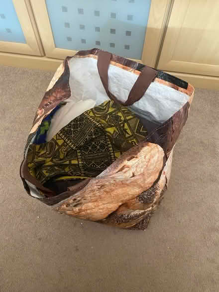 Photo of free Bag of mixed fabric (En5 3da) #2