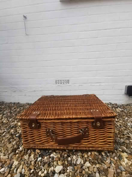Photo of free Picnic Hamper (ME8) #1