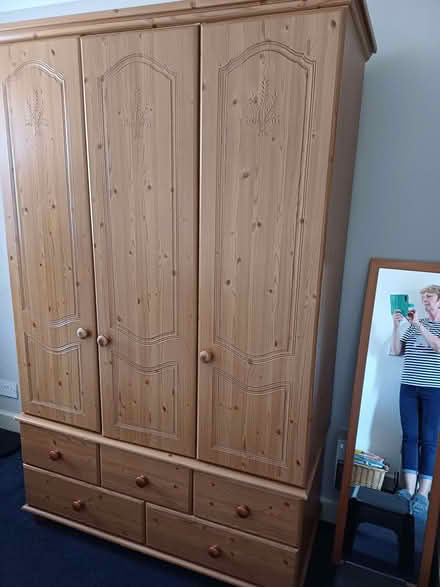 Photo of free Wardrobe with drawers underneath (Owlthorpe S20) #1