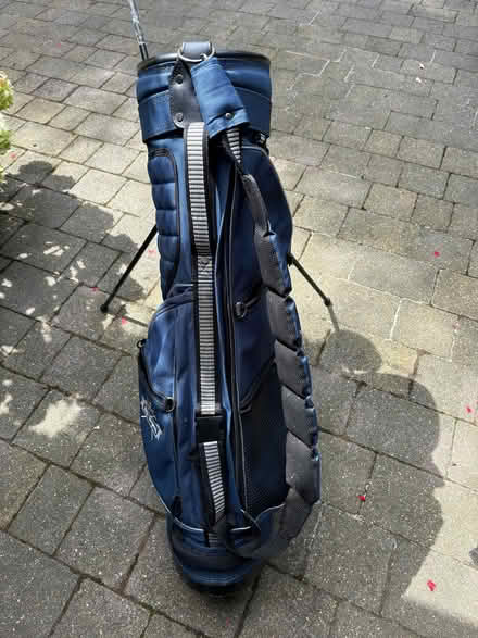 Photo of free Golf bag (Walton-on-Thames KT12) #2