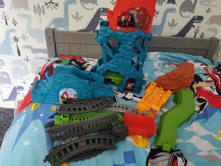 Photo of free Thomas track bundle (ME15) #1