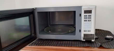 Photo of free Microwave oven (Headington OX3) #2