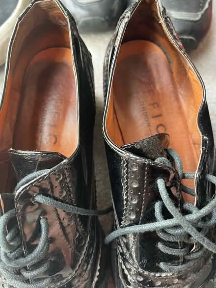 Photo of free For repair - 6 x ladies shoes (HA8 / Edgware) #3