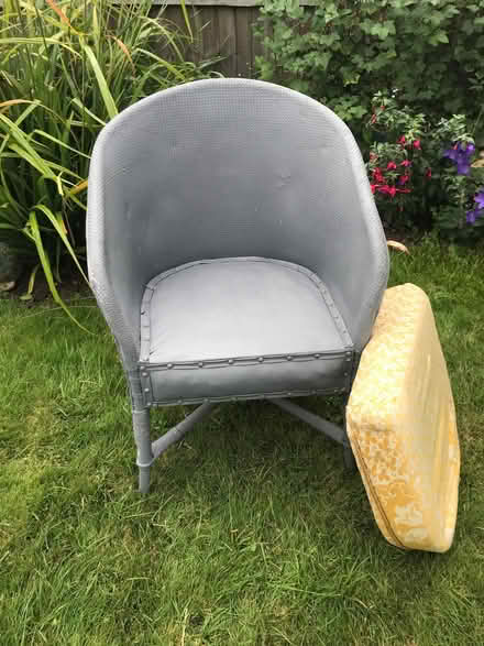 Photo of free Vintage chair (Farlington PO6) #3