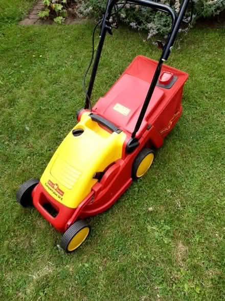 Photo of free Electric lawnmower, needs attention (Northcourt OX14) #1