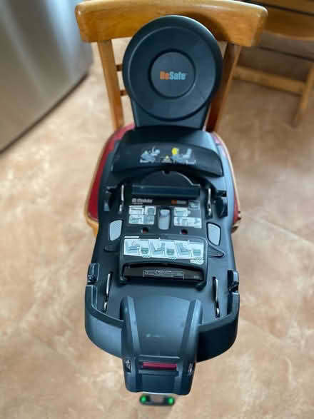 Photo of free IZi BeSafe ISOFIX base (RG8 0HB) #2