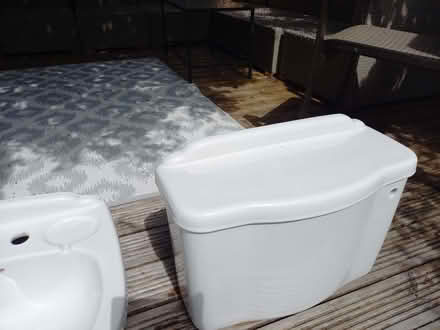 Photo of free Bathroom suite: sink and toilet (Dunchurch CV22) #2