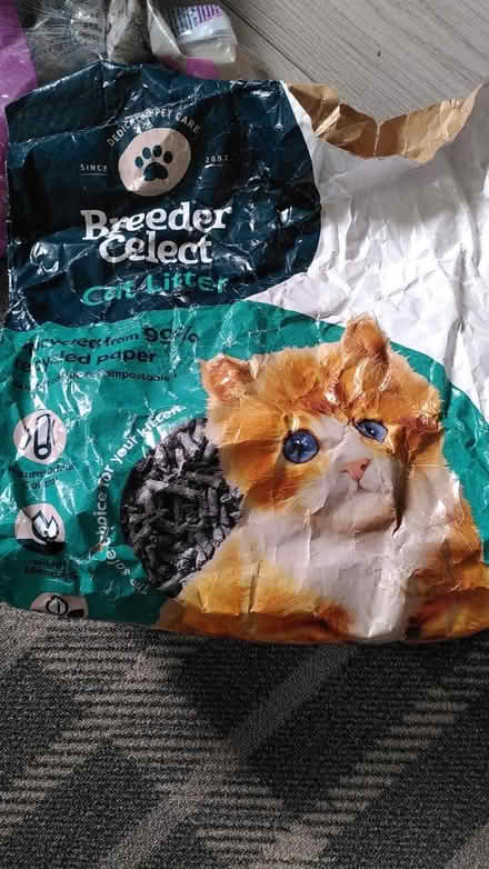 Photo of free Cat litter (Tooting, SW17) #3