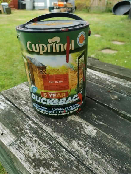 Photo of free Fence paint (Adeyfield. HP2) #1