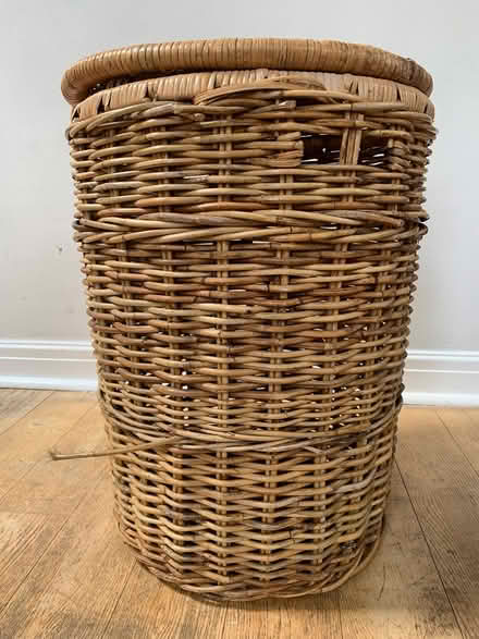 Photo of free Round washing / storage basket (Barnes SW13) #2