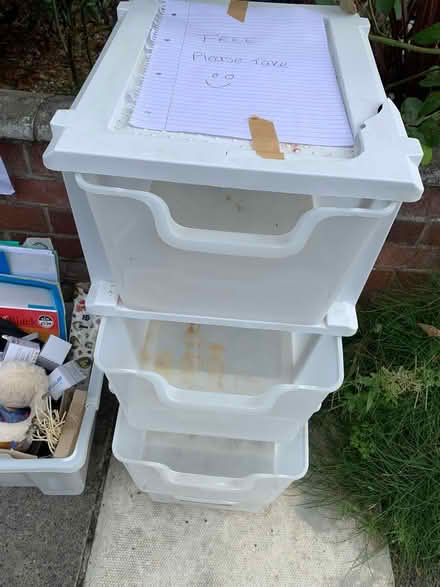 Photo of free Household bits and pieces (M20) #4