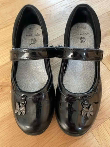 Photo of free Clarks girls size 1 black school shoes (Kingston Vale SW15) #1