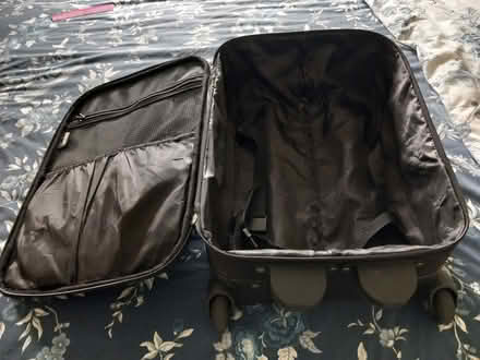 Photo of free Weekend case (OX4 Temple Cowley) #2