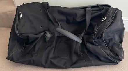 Photo of free Black bag/holdall (Pinner HA5) #1