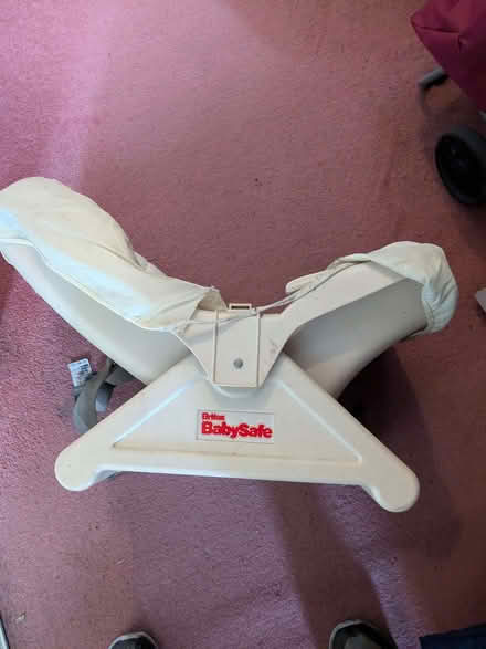 Photo of free Car baby seat (Hedgerley SL2) #1