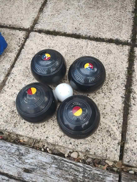 Photo of free Crown green bowls (Norton Lees Sheffield 8) #1