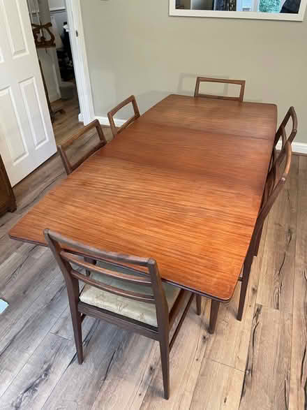 Photo of free Mid Century Dining Table and Chairs (Coulsdon, CR5) #1