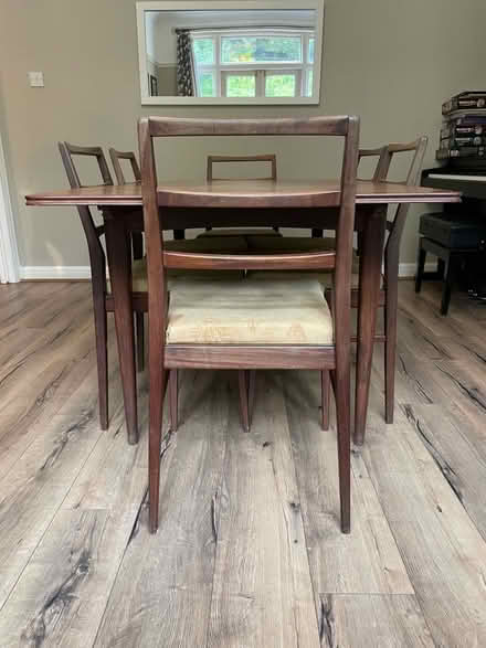 Photo of free Mid Century Dining Table and Chairs (Coulsdon, CR5) #2