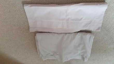 Photo of free Off white double duvet set (E8 London Fields) #1
