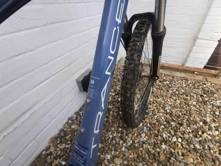 Photo of free Men's Giant Trance 4 Bicycle (ME8) #3