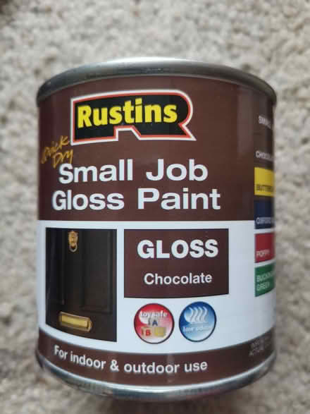 Photo of free 250ml mid brown gloss paint - wood (Central Lancaster LA1) #1