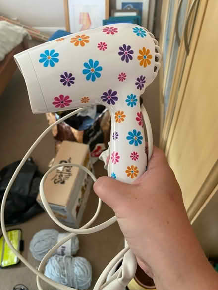 Photo of free Travel hairdryer (En5 3da) #1