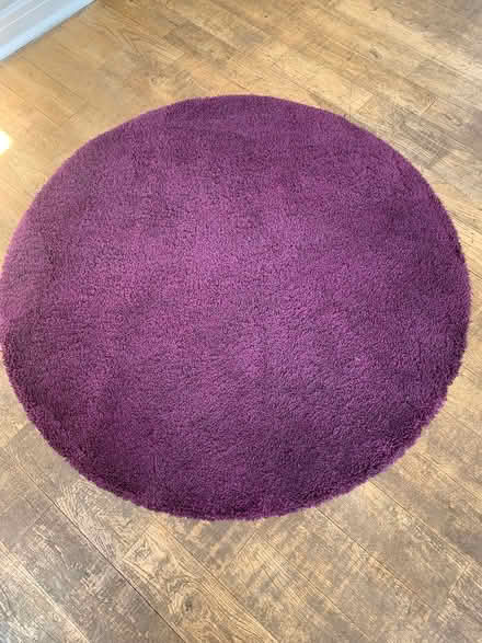 Photo of free Round purple rug (Barnes SW13) #1