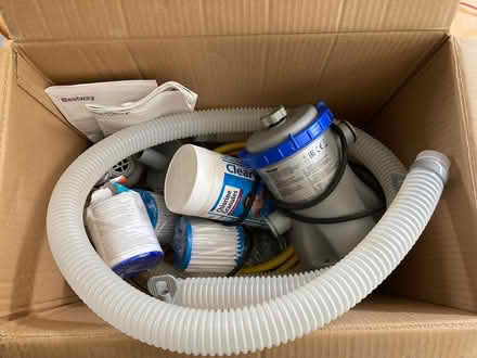 Photo of free Bestway Pool Filter Pump (Twyford RG10) #1