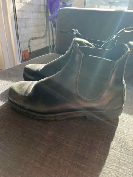 Photo of free Used Blundstone women’s boots (Bermondsey SE16) #1