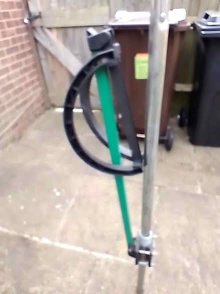 Photo of free Rotary washing line (Emmbrook RG41) #2