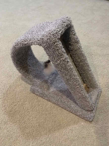 Photo of free Cat scratcher (North Naperville) #1