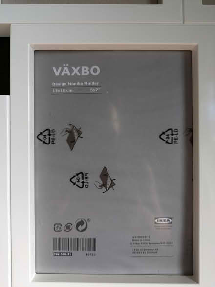 Photo of free Plastic picture frame (HP15) #2