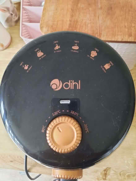 Photo of free air fryer (Chapel Hillock PR7) #2
