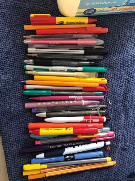 Photo of free Pens, pencils and highlighters (Wheathampstead) #1