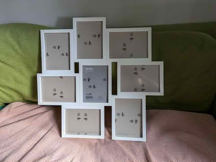 Photo of free Plastic picture frame (HP15) #1