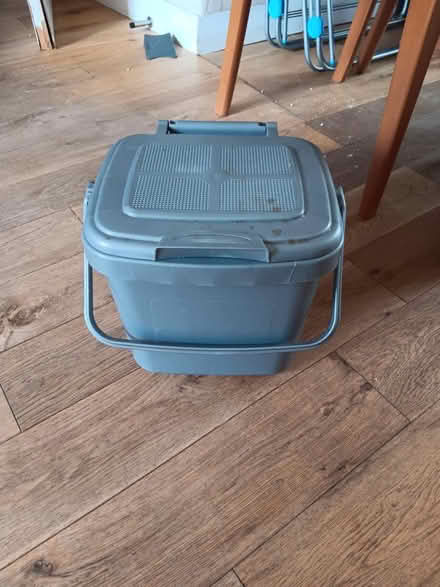 Photo of free Food waste bin (Eh166dd) #1