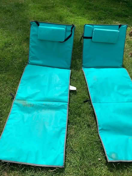 Photo of free Carry folding beach picnic loungers (Addlestone KT15) #1