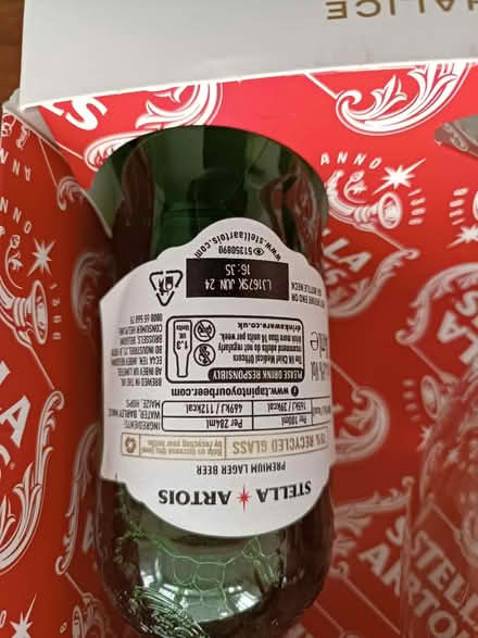 Photo of free Stella artois beer set (Luton LU3) #2