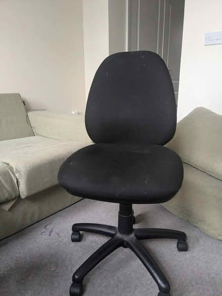 Photo of free office chair (Chesham HP5) #1