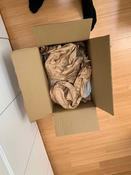 Photo of free Box of packaging and white&green tissue paper (Elm Park RM12) #2