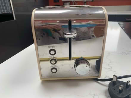 Photo of free 2 slice toaster (Hoddesdon, EN11) #2