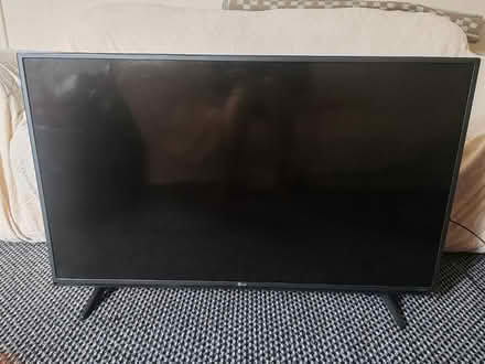 Photo of free LG 43 Smart TV for spare or repair (Foleshill) #1