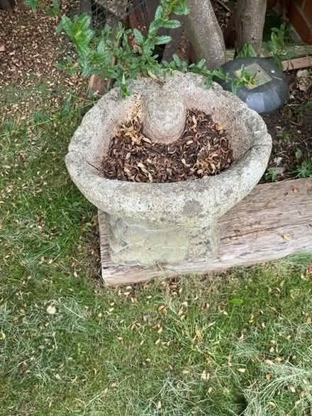 Photo of free Birdbath (Hanwell Fields OX16) #2
