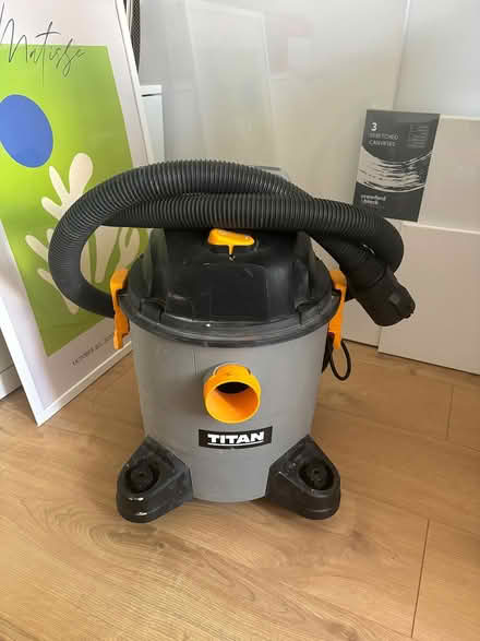 Photo of free titan 1300w 16ltr wet & dry (NW6, Brondesbury Park) #1