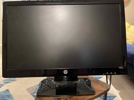 Photo of free HP computer monitor (Davisville)