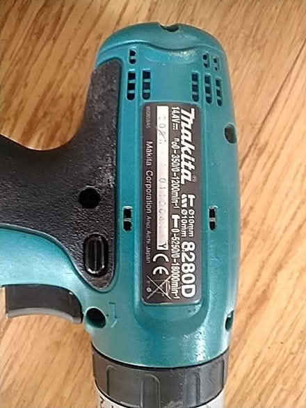 Photo of free Makita drill/driver (needs new batteries) (Norham Manor OX2) #3