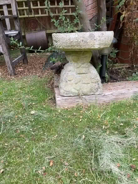 Photo of free Birdbath (Hanwell Fields OX16) #1