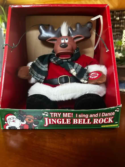 Photo of free Vintage Christmas Reindeer (South Elgin) #1