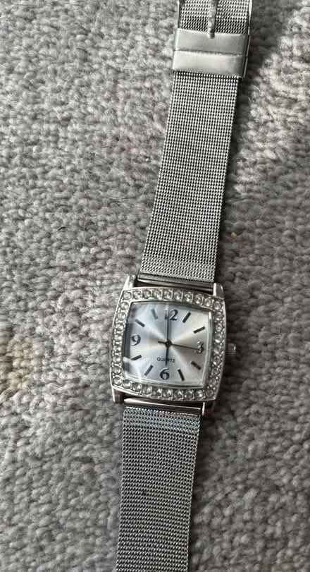 Photo of free For repair - watches x 4 (HA8 / Edgware) #2