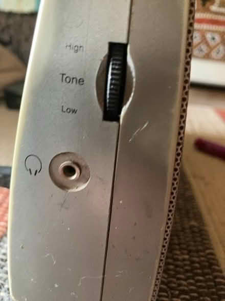 Photo of free Radio (Battersea SW11) #4